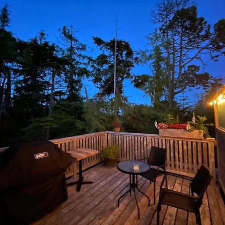 Brown'S Beach Guest Suite Ucluelet Exterior photo